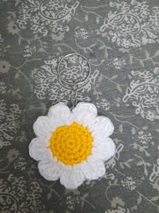 Crocheted Daisy Keychain