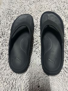 Puma Black Flip Flops