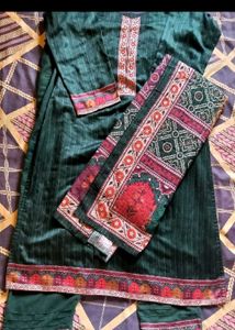 Combo Offer: 5 Beautiful Ethnic Outfits