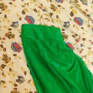 Heavy patiyala salwar,green colour (never used)with so many layers