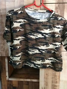 Fry size Crop Top