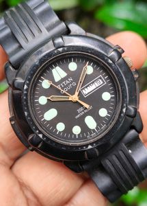 Titan Aqura Watch
