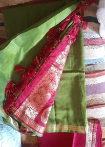 Elegant Mehndi Green Saree with Maroon Border