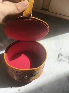 Handcrafted Round jwellery Box
