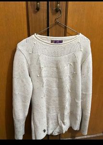 Elegant Knit Sweater with Pearl Detail