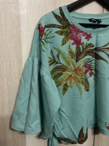 Cute Stylish  top For College price Slashed