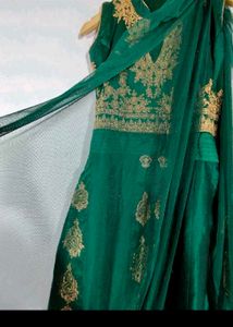 Party Wear Women Green Weeding Gown With Dupata