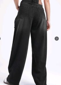 Black Wide Leg Jeans with Frayed Hem