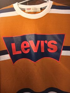 Men Levi's Sweater