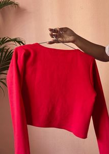 Chic Red Long Sleeve Cropped Top