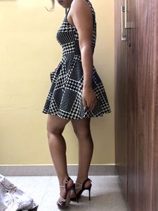 Chic Houndstooth Fit &amp; Flare Dress