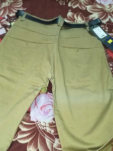 Men's/ women Khaki Chinos with Belt