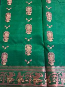 Green Silk Saree with Intricate Motifs