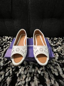 Footshez White Peep-Toe Flats