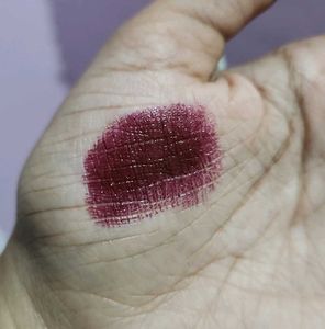 zudio lipstick  DRENCH KISS INTENSE CREME