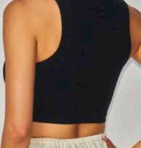 V,Beautiful Gorgeous Black Crop Top