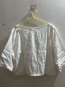 Stylish White V-Neck Button-Up Top