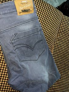 Stylish Blue Washed Jeans