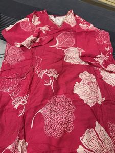 Vibrant Pink Kurta with Leaf Print