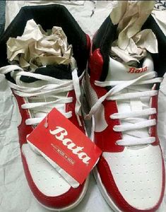 Bata High-Top Sneakers