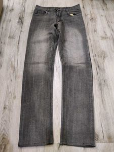2000s Y2k low rise jeans Waist 28