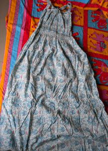Flowy Floral Print Maxi Dress
