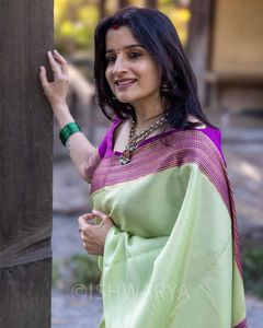 Elegant Light Green &amp; Purple Silk Saree