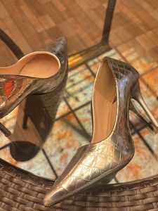 Stylish silver Croc Print Heels