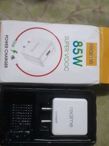 Realme 85W SuperVOOC Power Charger