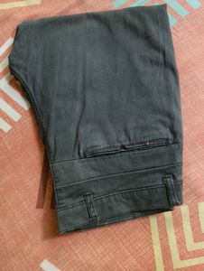 Men's Dark Wash Jeans