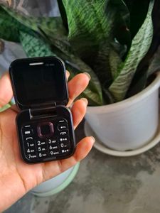 Samsung i16 Mini Blue Feature Phone