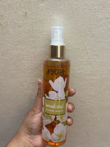 Nykaa Wanderlust Hawaiian Jasmine Mist