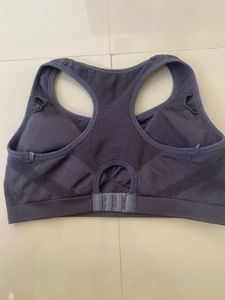 Comfortable Women's Sports Bra