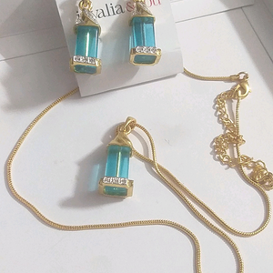 Branded Blue Exclusive pendant set