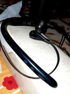 Portable Bluetooth Speaker &amp; Level Neckband