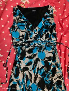 Blue Floral V-Neck Sleeveless Dress
