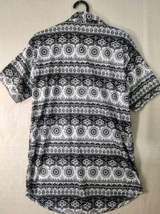Retro Black &amp; White Patterned Shirt