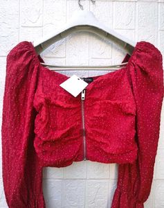 New with tag Chic Red Ruched Cropped Top