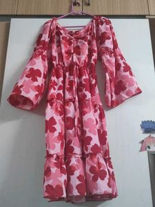 Chic Floral Tiered Maxi Dress