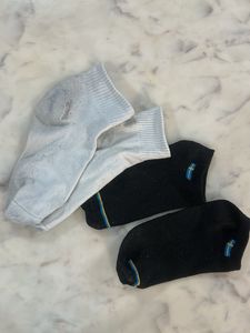 Combo of 2 socks