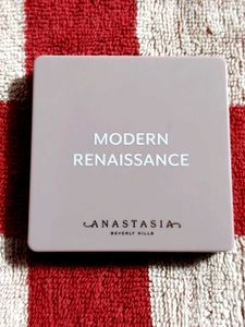 Anastasia Beverly Hills Eyeshadow palette