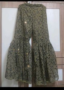 Black &amp; Gold Embroidered Kurta with sharara and du