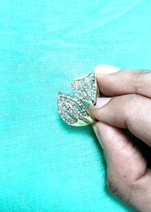 Sparkling Leaf Ring