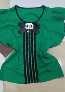 Stylish Green Top with Bow Detail,channel logo