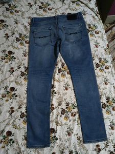 Stylish Slim Fit Light Wash Jeans