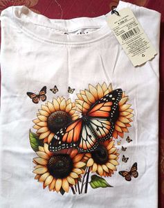 Cute Butterfly &amp; Sunflower Graphic Tee