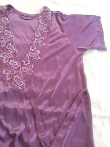 Elegant Satin Robe with Lace Trim /housecoat