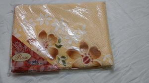 Rose Petels Premium Knits table cover❤