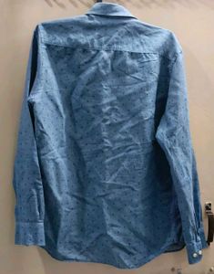 Men's Blue Patterned Button-Up Shirt