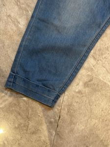 Women's Light Wash Denim Jeans